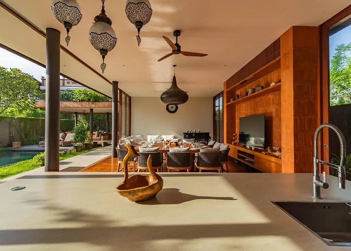 Luxury Rosa Village Villa