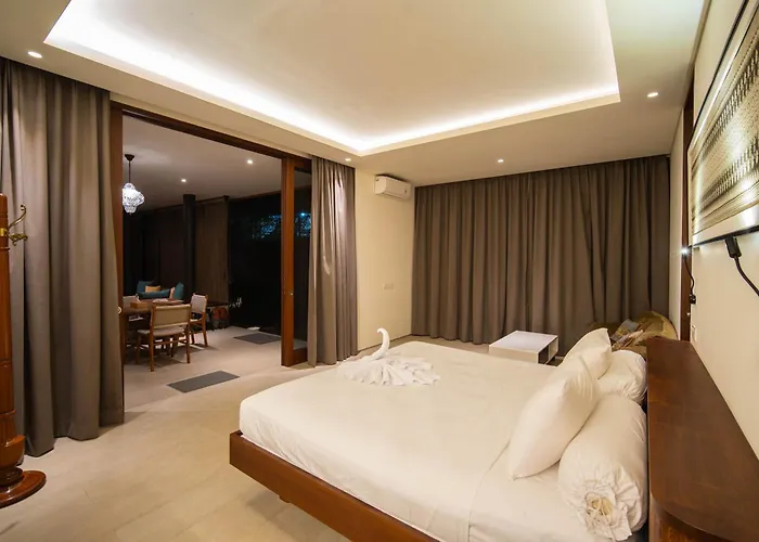 Luxury Rosa Village Villa *