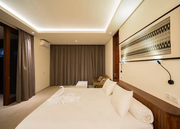 Luxury Rosa Village Villa