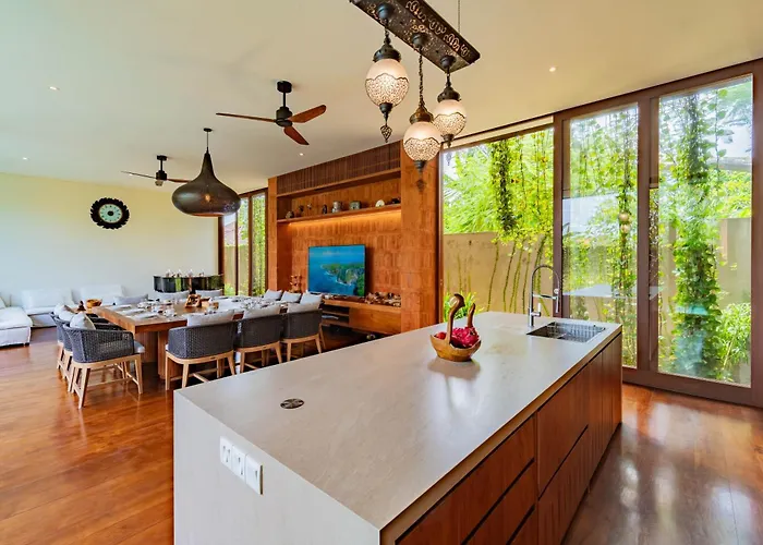 Luxury Rosa Village